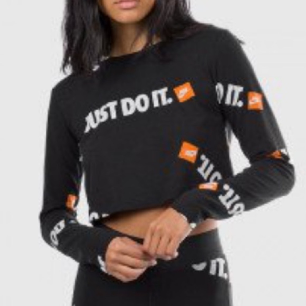 Nike cropped shirt. Just do it.